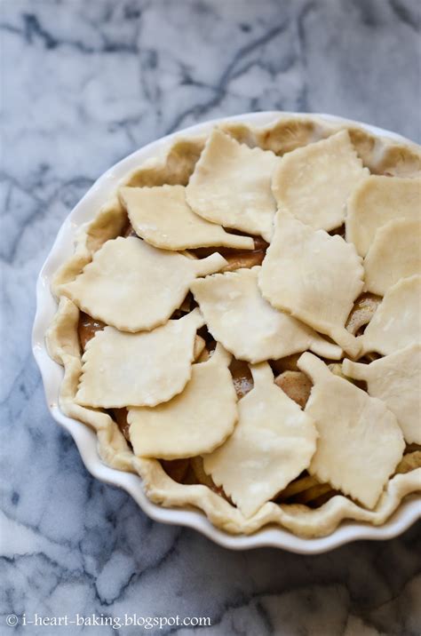 A Guide To Baking Pie Crust Cutouts – Add A Special Touch To Your Pies ...