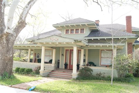 Burton House - TEXAS HISTORICAL MARKERS