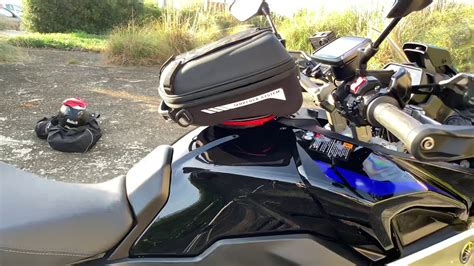 YAMAHA TRACER 900 GT COLOCAMOS UM TANK BAG SACO DEPOSITO YouTube