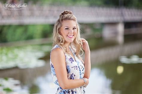 Maddie Senior 18 Dallas Senior Photographer Clara Bella