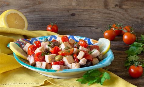 Spezzatino Di Pesce Spada Con Pomodorini Capperi E Olive Spezzatino