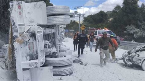 Volcadura De Un Tr Iler Provoca Accidente En La Carretera Teopisca San