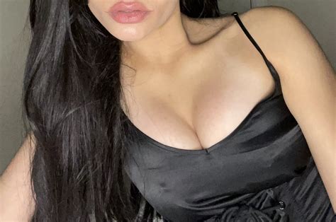 Lay Your Head On This Arabian Princess S Big Boobs Nudes ArabPorn NUDE PICS ORG