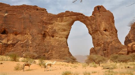 Aloba Arch – The Highest Natural Arch in Chad - Charismatic Planet