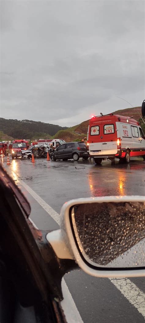 Acidente Deixa Mortos Na Rodovia Do Contorno Em Volta Redonda Tribuna