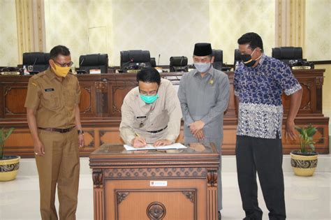 Dprd Agam Setujui Dua Ranperda Jadi Perda Amcnews