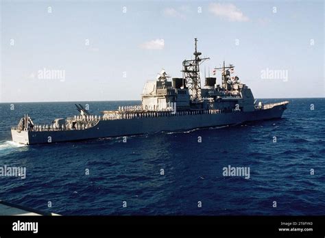 Uss Ticonderoga Cg 47 Hi Res Stock Photography And Images Alamy