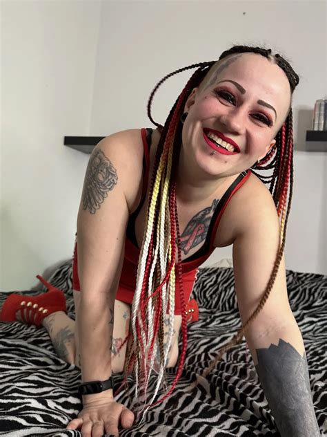 Red Hot SFW Nude Pics XHamster