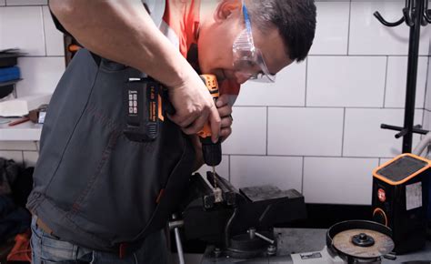 ГВОЗДИ В ОГРАНИЧИТЕЛИ ДВЕРЕЙ? — Unevix | Plastic Auto на DRIVE2