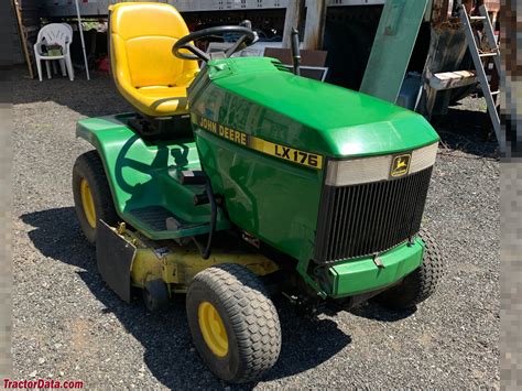 John Deere Lx176 Tractor Photos Information