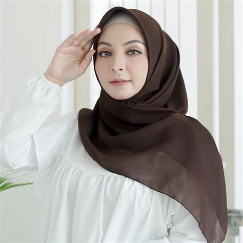 Hijab Bella Square Segiempat 4 Double Hycont Polycotton Kerudung