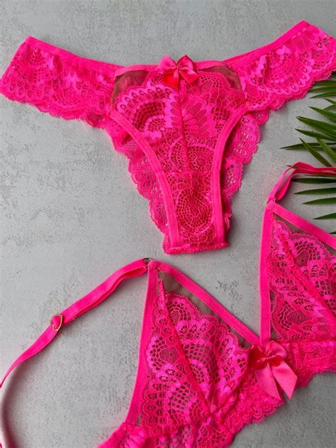 Conjunto De Lingerie Seduzione Rosa Neon Sem Bojo E Sem Aro Dolce Pecado