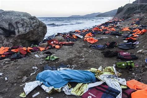 Aniversario De Naufragio En Lampedusa Que Dejó 386 Muertos