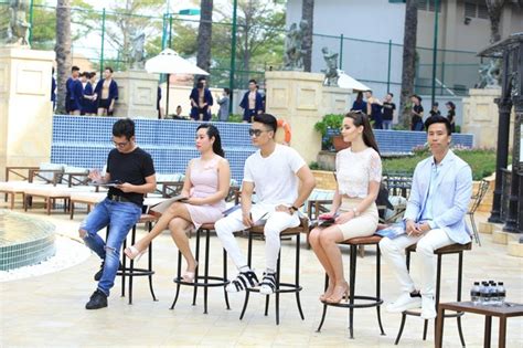 M N Tr Nh Di N Bikini N Ng B Ng C A Th Sinh Ng I M U Th I Trang Vi T Nam B O D N Tr