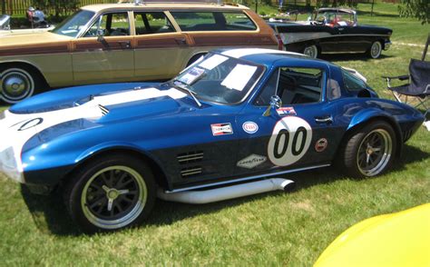 1963 Chevrolet Corvette Grand Sport | PrimierAuto