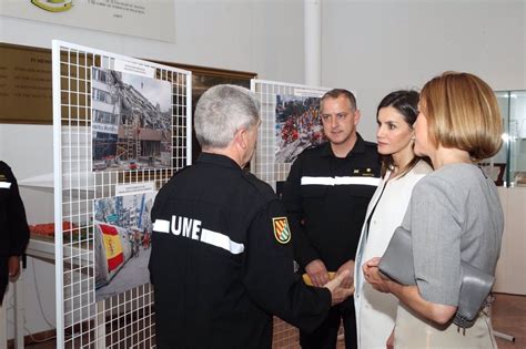 Letizia La Reina Letizia Visita Por Primera Vez El Cuartel General De