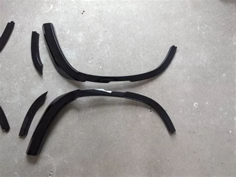 Land Rover Defender Gloss Narvik Black Oem Wheel Arch Trim Kit