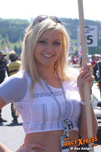 Gespot Blonde Spetter In De Spotlights Op Spa Francorchamps Racexpress