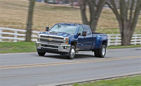 2017 Chevrolet Silverado 3500hd Diesel 4x4 Test Review Car And Driver