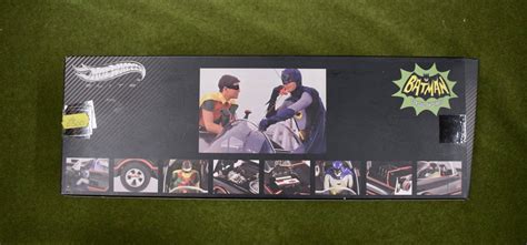 1 18 Scale Hot Wheels Elite Batman Classic TV Series Batmobile With Batman And Robin Modellers