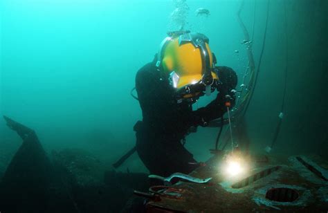 Travaux sous marins Club de plongée La Sirène