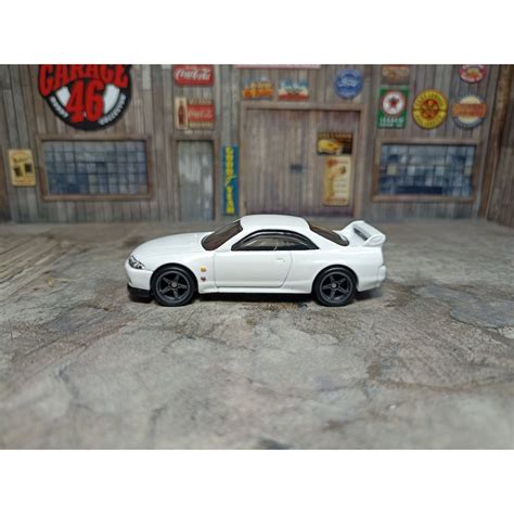 Hot Wheels Nissan Skyline GT R BCNR From Nissan Diorama Shopee Malaysia