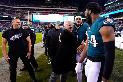 Eagles Are Relentless In Pursuit Of Another Super Bowl Jeffrey Lurie