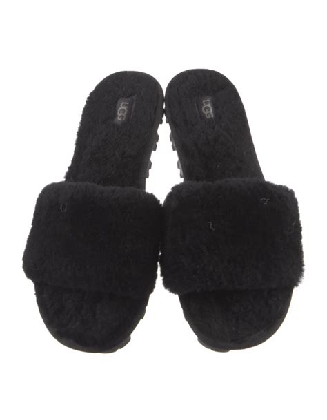 UGG - Slippers – Shop Cares Closet