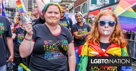 Les enseignants de Floride disent qu ils prévoient de défier la nouvelle loi Don t Say Gay de l