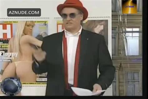 Un Mundo Perfecto Nude Scenes Aznude