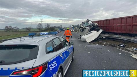 Powa Ny Wypadek Na Autostradzie A Du E Utrudnienia Dla