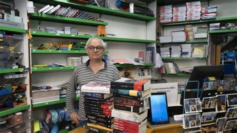 Cierra la céntrica librería Balmes de Teruel acosada por las ventas