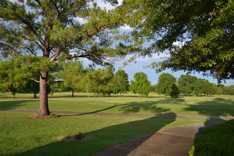 The club pro explains what cottonwood golf course memberships include 13