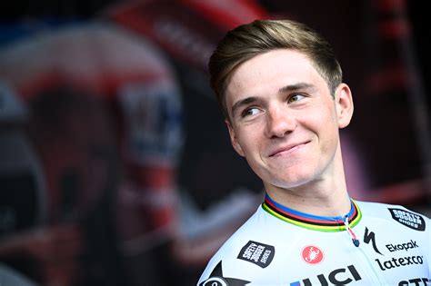 Remco Evenepoel mit Sportverdiensttrophäe ausgezeichnet BRF Nachrichten