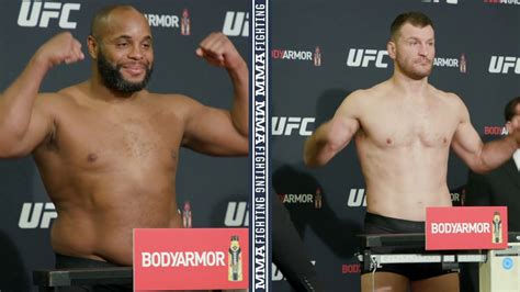 Ufc Weigh Ins Daniel Cormier Stipe Miocic Make Weight Mma