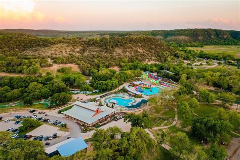 Texas' first alpine coaster takes riders through Hill Country