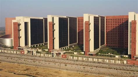 Surat Diamond Bourse Becomes Worlds Largest Office Building Watch