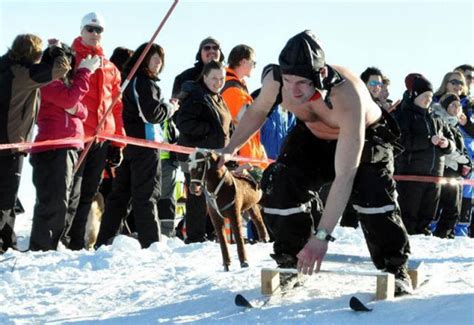 Funny Race Half Naked 40 Pics Izismile