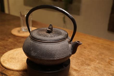 What Are Japanese Tetsubin Knowing About Cast Iron Kettles