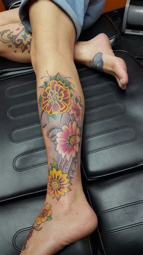 Flowers On Leg Tattoos Watercolor Tattoo Tatting