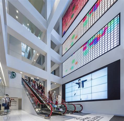 Uniqlo – NWS Architects