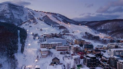 Niseko Luxury Chalets, Niseko Ski Holidays | Leo Trippi