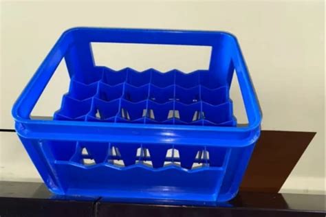 Rectangular Blue Plastic Storage Crates For Industrial Capacity