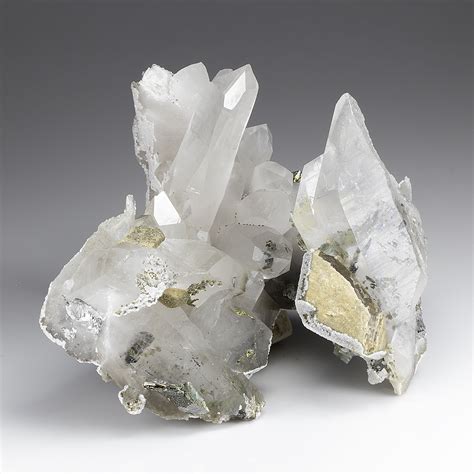 Quartz With Sulfide Inclusions Siderite Pyrite Arsenopyrite