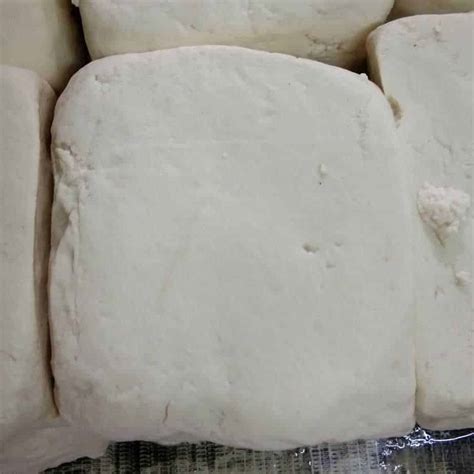 tahu besar yunyi  pcs pasar segar