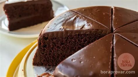 Receita De Bolo Caseiro De Chocolate Fofinho E Molhadinho