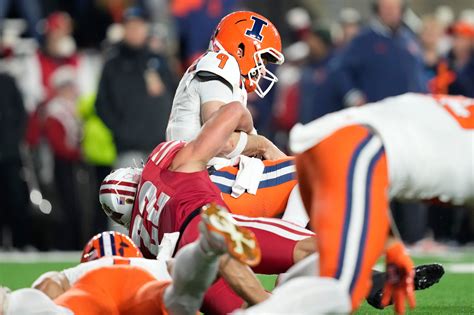 Illinois football recruiting: Illini add two junior college commits