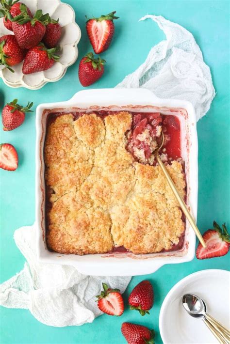 Fresh Strawberry Cobbler - Pink Owl Kitchen