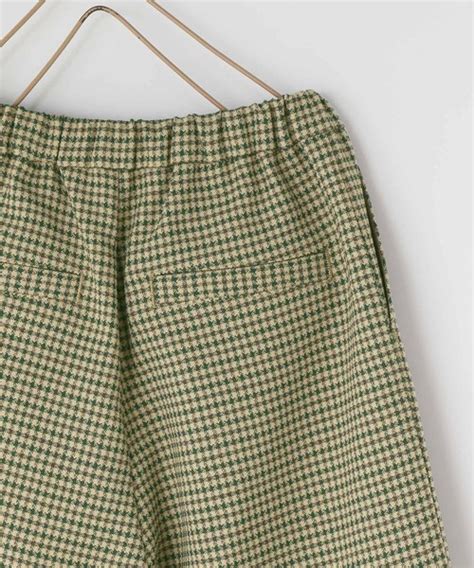 lowrys farm  wear