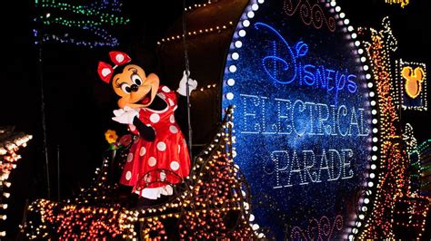 Walt Disney World To Live Stream Main Street Electrical Parade From